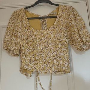 Abercrombie floral tie back crop top, NEVER WORN